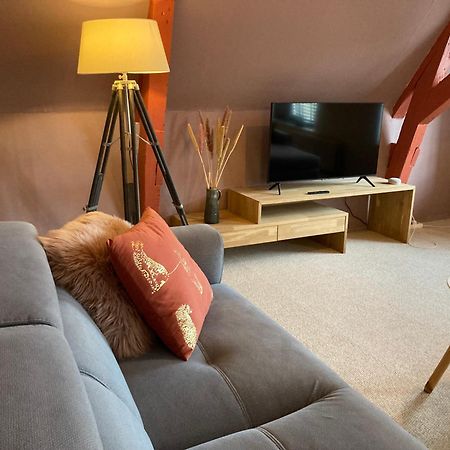 Elegant Appartement In Pakhuis Friesland Centrum 레바르덴 외부 사진