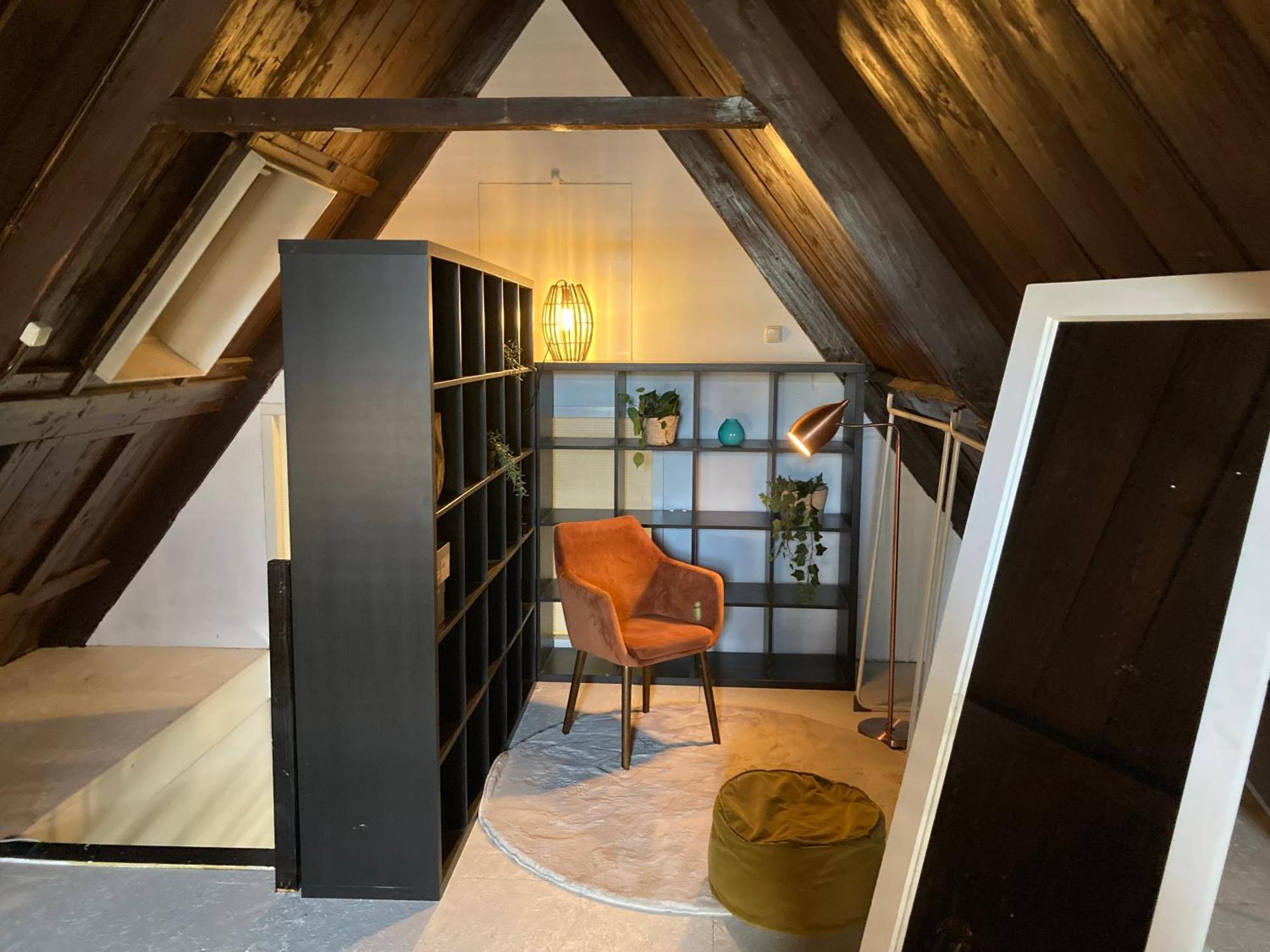 Elegant Appartement In Pakhuis Friesland Centrum 레바르덴 객실 사진