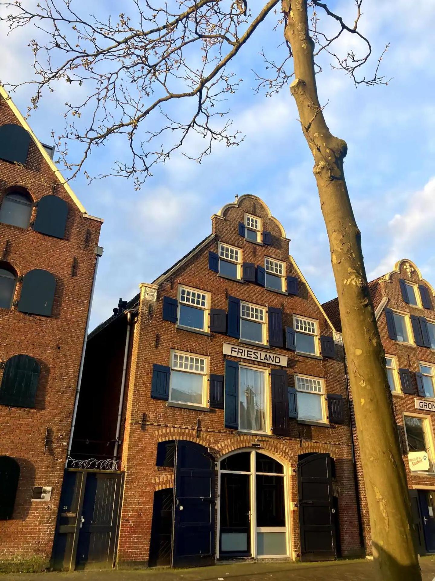 Elegant Appartement In Pakhuis Friesland Centrum 레바르덴 외부 사진